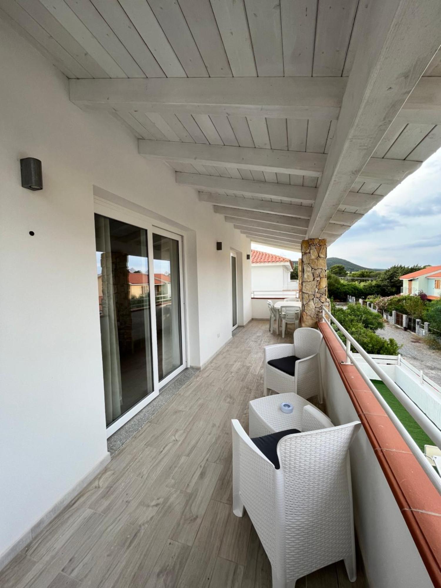 Case Vacanze "Bianco Mare" Porto Pino Bagian luar foto