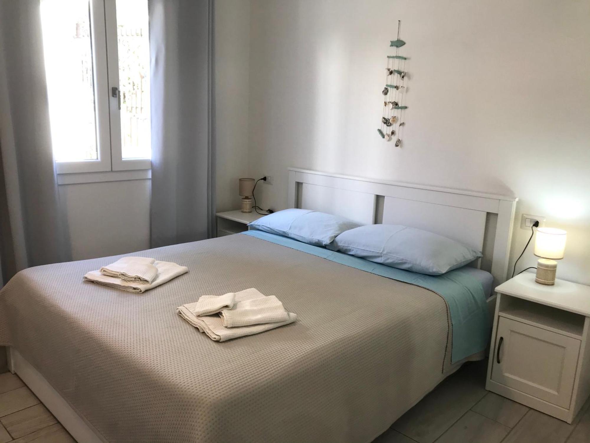 Case Vacanze "Bianco Mare" Porto Pino Bagian luar foto